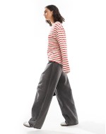 long sve stripe t-shirt in cream & red stripe