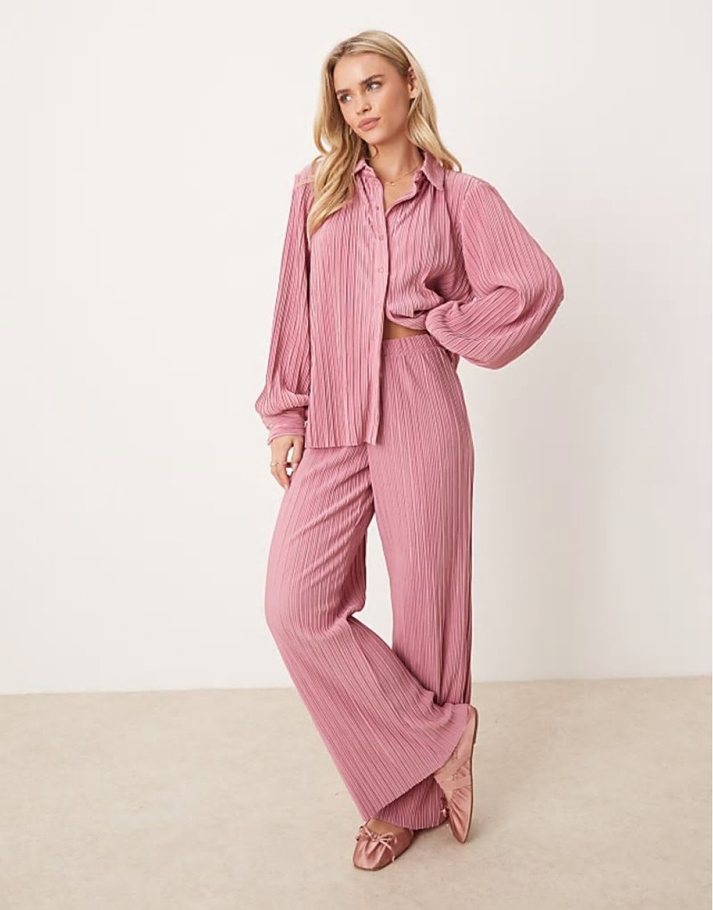 plisse shirt and wide leg trouser set in dusty pink