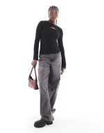 Kay long sve t-shirt in black