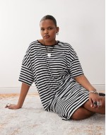 midi t-shirt dress in black and white stripe