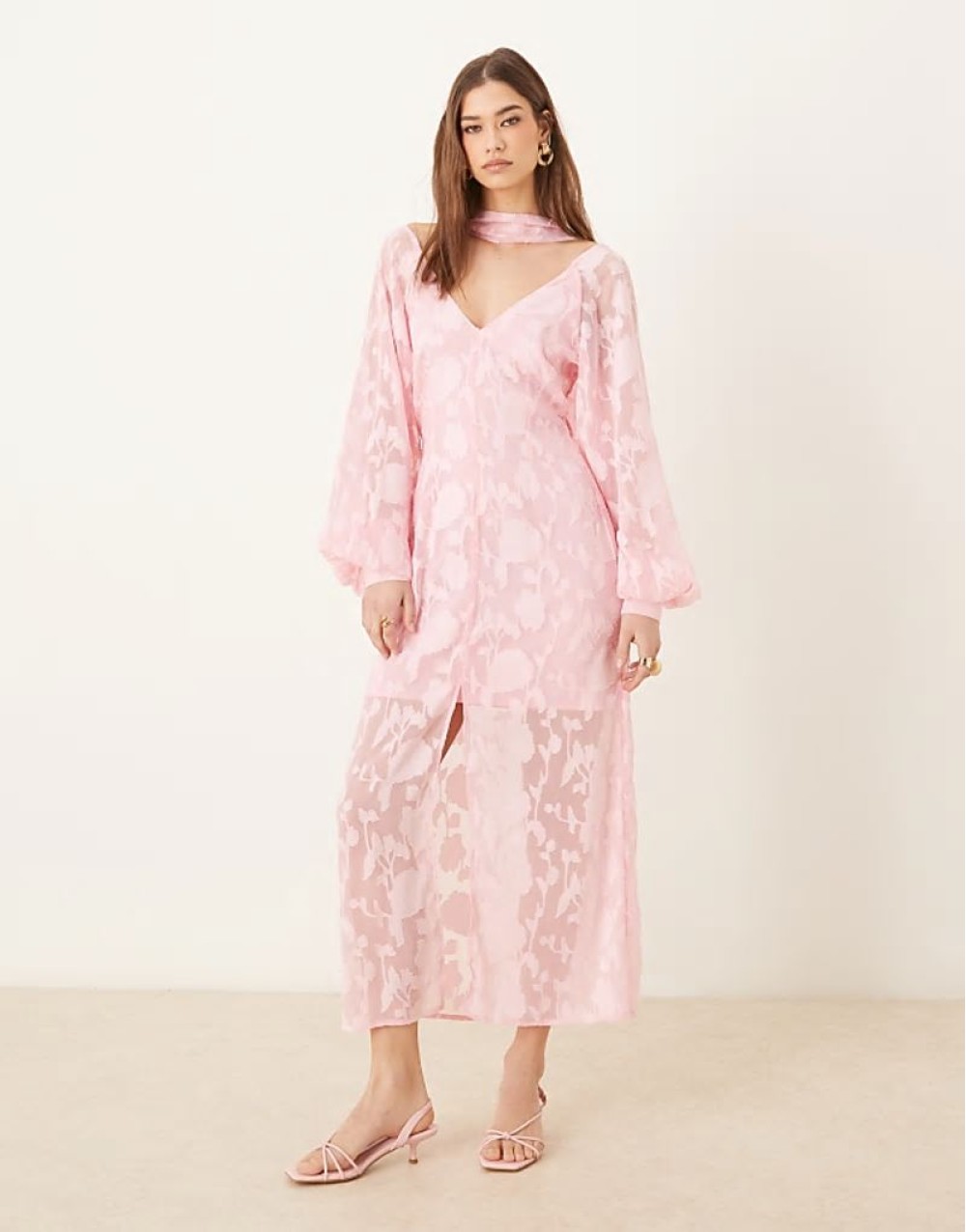 balloon sve jacquard maxi dress with scarf detail in pink