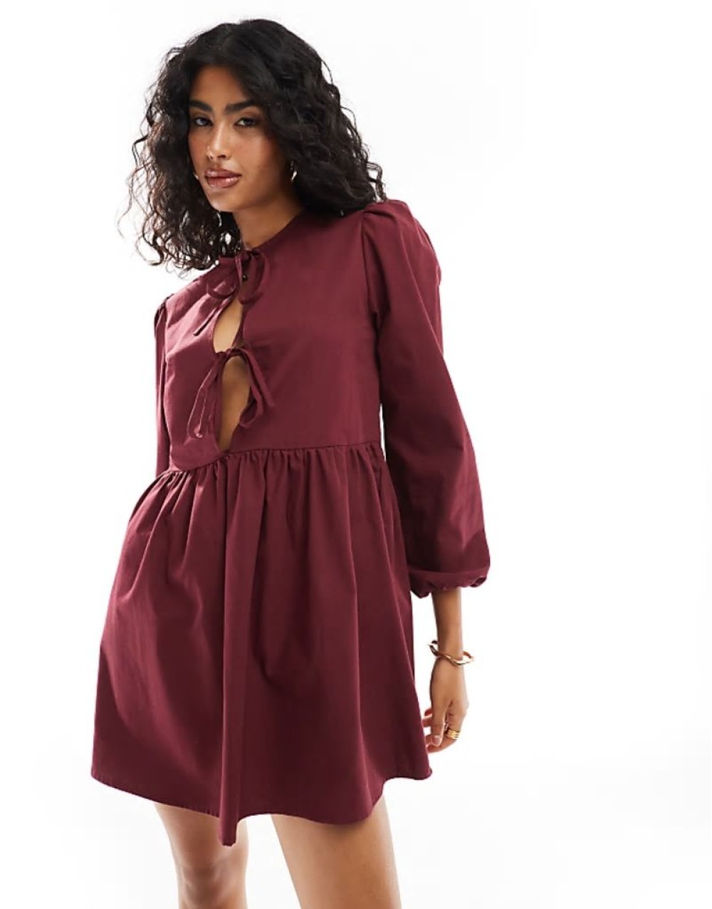poplin tie front long sve dress in burgundy