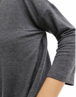 wide neck 3/4 sve top in charcoal melange